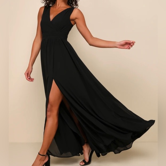 Black maxi plus size dress - Picture 1 of 5